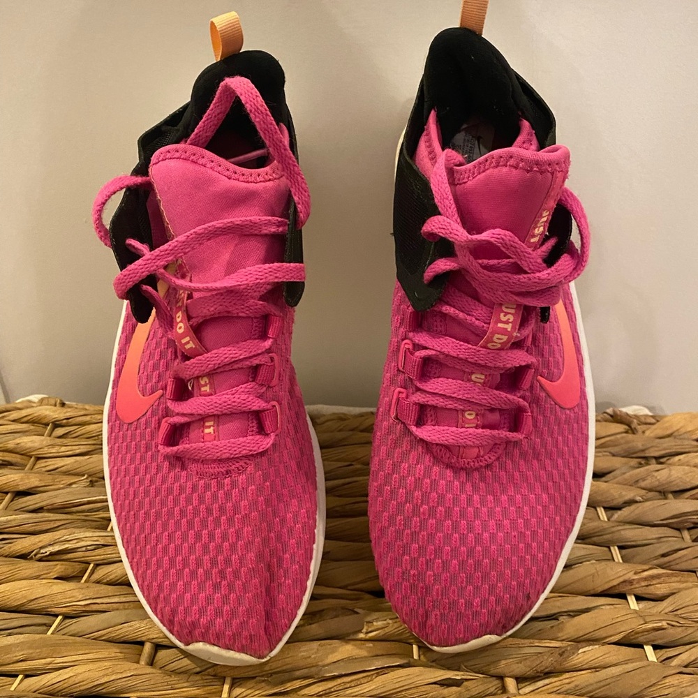 Nike women’s air max Bella - Picture 5 of 6
